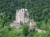 Anmarsch zur Burg Eltz