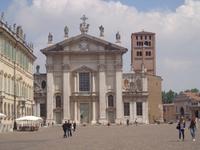 Dom in Mantua