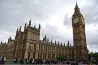 Houses of Parliament und Big Ben von der Themseseite