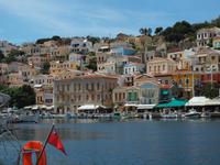 Symi Stadt