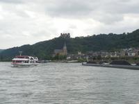Schifffahrt auf Rhein