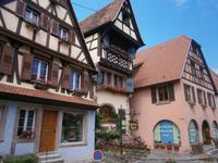 Dambach la Ville, Häuser am Marktplatz