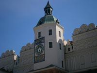 Die schön renovierte Turmuhr