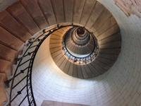 Wendeltreppe Phare d'Eckmühl.JPG