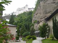 St. Peter + Blick zur Hohenfeste