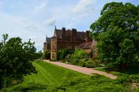 144 Knightshayes Court