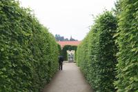 Der Wallenstein-Garten ist streng geometrisch angelegt, wie im Frühbarock üblich