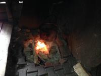 Feuerstelle im Räucherhaus