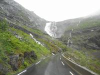 Stigfossen an den Trollstiggen