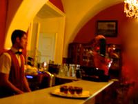 Im Schloß Stonsdorf - ein echter Stonsdorfer zum Verkosten