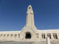 Verdun Totenhalle  Douaumont