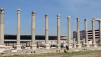 0055 Izmir - Agora - Kohrinthische Säulen