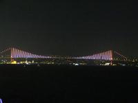 0182 Istanbul bei Nacht - Bosporus-Brücke