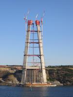 0552 Bosporus- Passage - Pylon für die neue Brücke