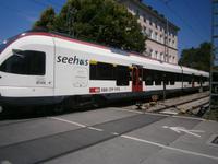 es verkehren regelmäßig moderne Züge