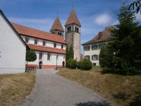Niederzell, die zwei Türme von St. Peter und Paul