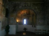 Schöne alte Fresken in der Gedenkstätte