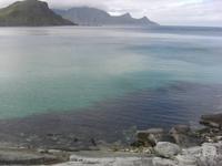 türkisblaues Wasser auf den Lofoten