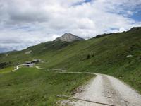 Die Wasserfalleralm ist schon zu sehen