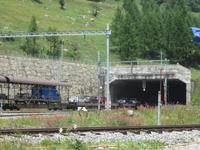 Autoverladung am Bahnhof Oberwald