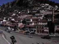 Berat-Stadt der 1000 Fenster
