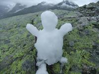 Auf dme Bettmerhorn können wir einen Schneemann bauen