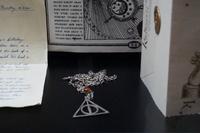 Anhänger mit dem Symbol der Heiligtümer des Todes - Warnerbros. Studios