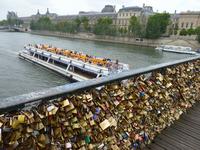 Schlösserbrücke über die Seine