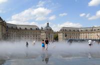 Place de la Bourse und Wasserspiegel (Archiv)