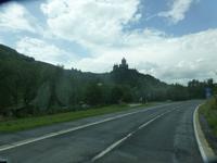 weiter mit dem Bus an der Mosel entlang