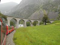 Fahrtimpressionen mit dem Bernina-Express (Kreisviadukt von Brusio)