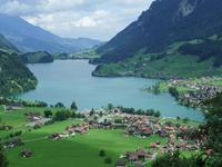Blick zum Lungernsee