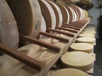 Im Käsekeller in Kandersteg