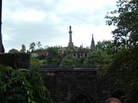 Nekropole hinter der Kathedrale