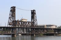 Steel Bridge am Willamette River - Portland