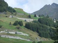 Blick zu Straße auf den Oberalppass