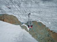 Über den Gletscher geht es wieder zurück