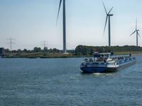 Auf dem Schelde-Rhein-Kanal