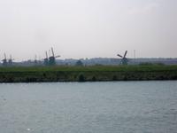 Fahrt an Kinderdijk vorbei