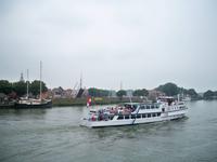 Wir verlassen den Hafen von Enkhuizen.