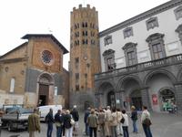 Orvieto (Kirche Sant'Andrea mit achteckigem Glockenturm)