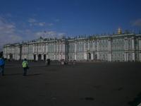 Das Winterpalais in seiner ganzen Größe