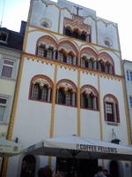 drei Königinnen Haus Trier