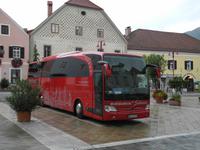Unser Buspatkplatz in Österreich, vor dem Hotel Frohnleiten