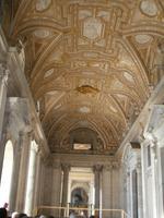 Eingang zum Petersdom