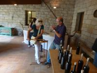 Weinverkorkung im Museum in Aggius 