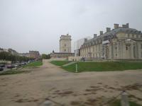 Wohnen im Turm? Größter Bergfried Europas... mitten in Paris