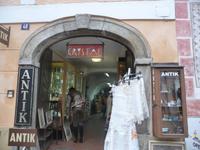 Antik und Modern  -  auch das ist Böhmisch - Krumau heute.