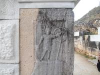 Kriegsgott Ares am Westzugang des Theaters in Philippi