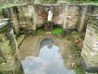 Am Isistempel Dion . Statue der Isis-Tyche